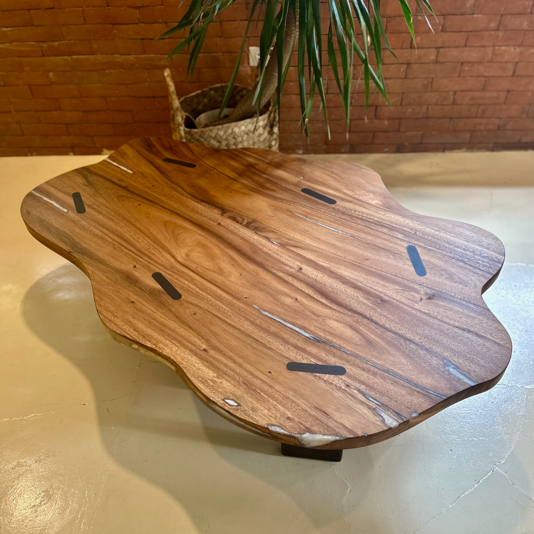 Cloud Center Table