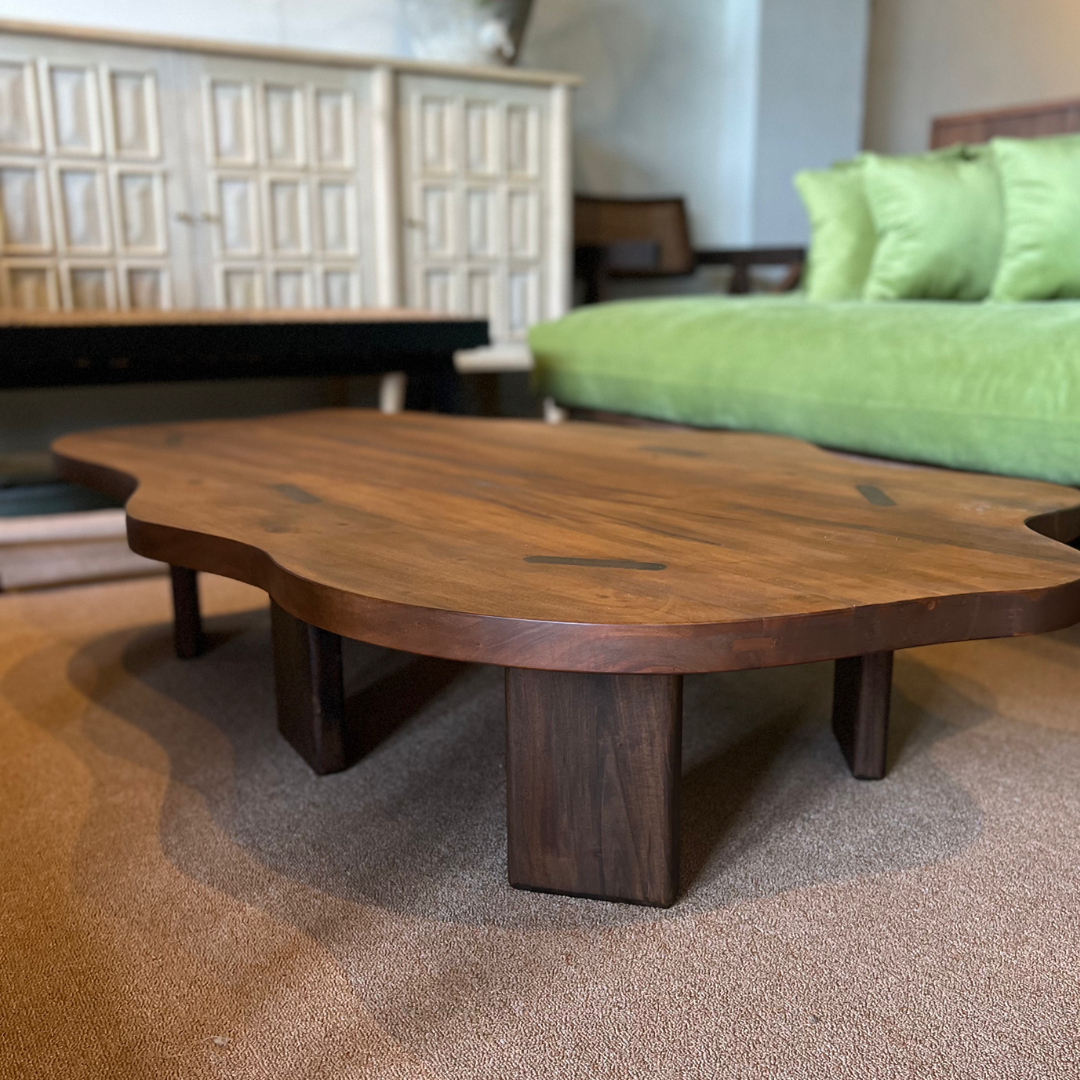 Cloud Center Table