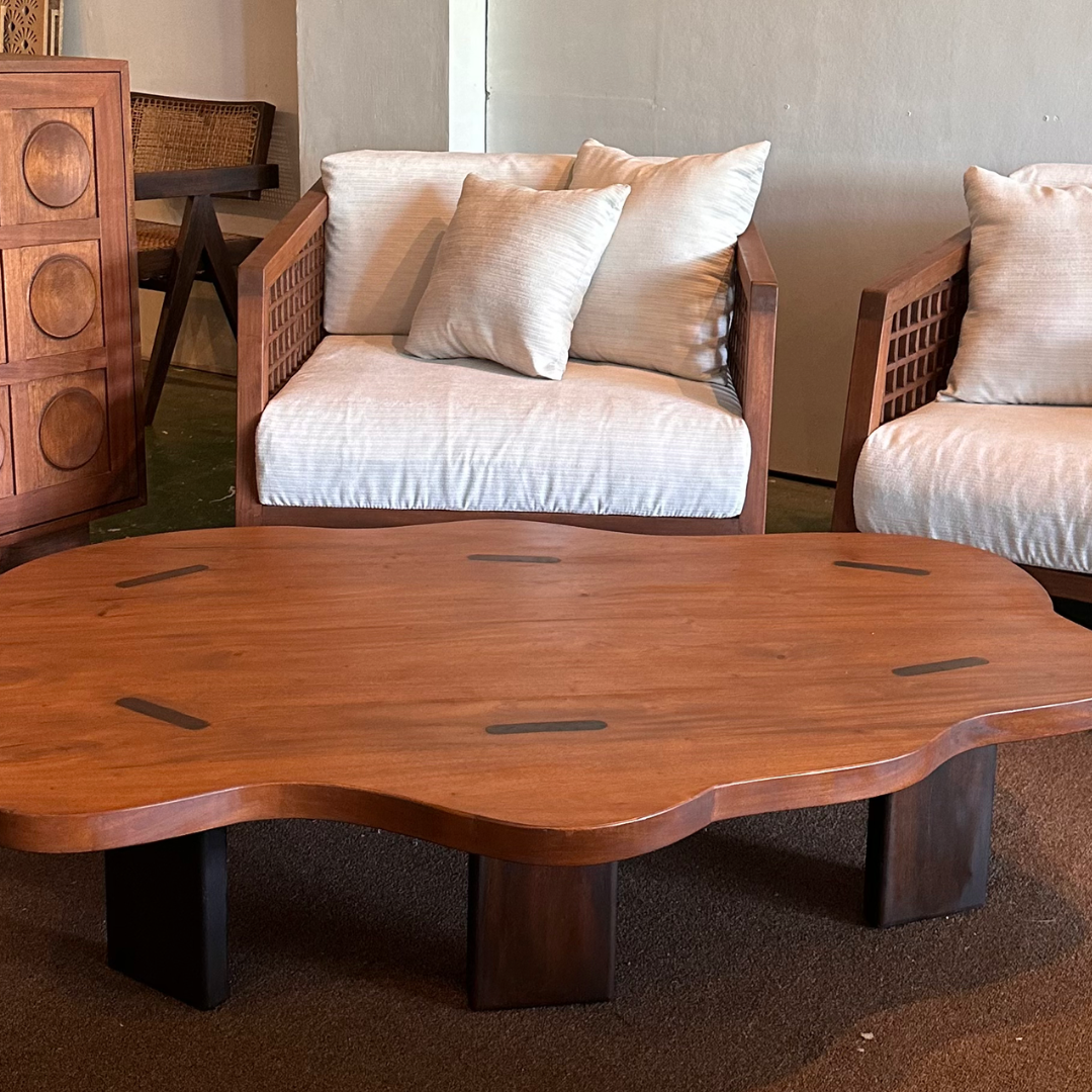 Cloud Center Table