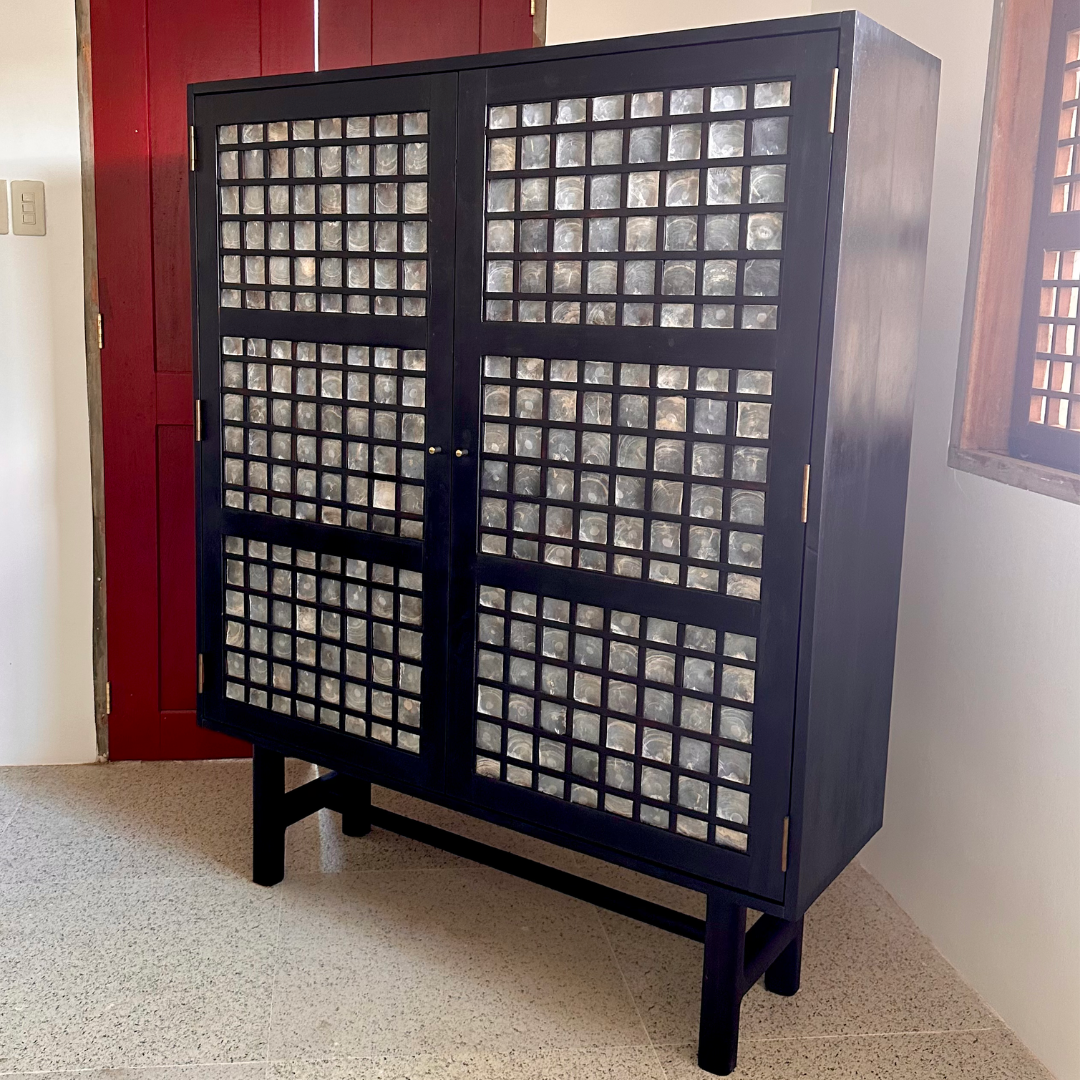 Capiz Storage