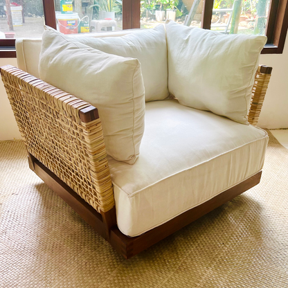 Wicker Lounge Chair